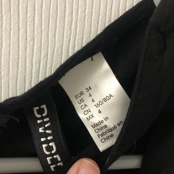 Simple Black Cutout Dress - Picture 2 of 4